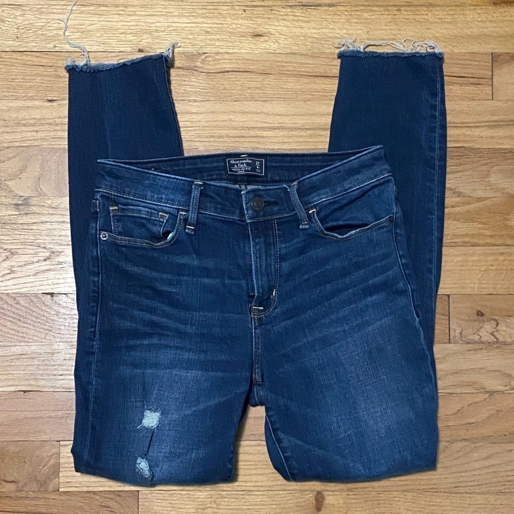 Abercrombie and Fitch Low Rise Ankle Jeans